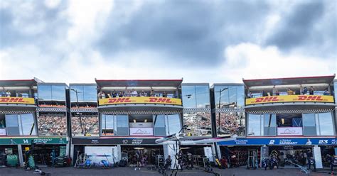 DHL panorama St .